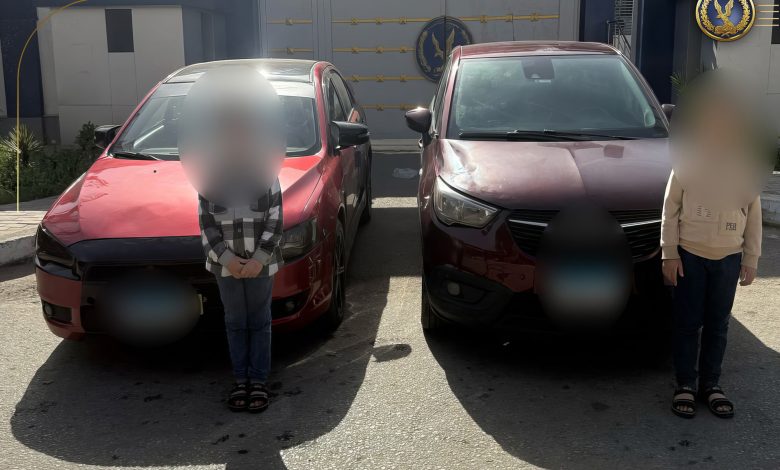 القبض على طفلين بتهمة قيادة سيارتين ملاكي في القطامية