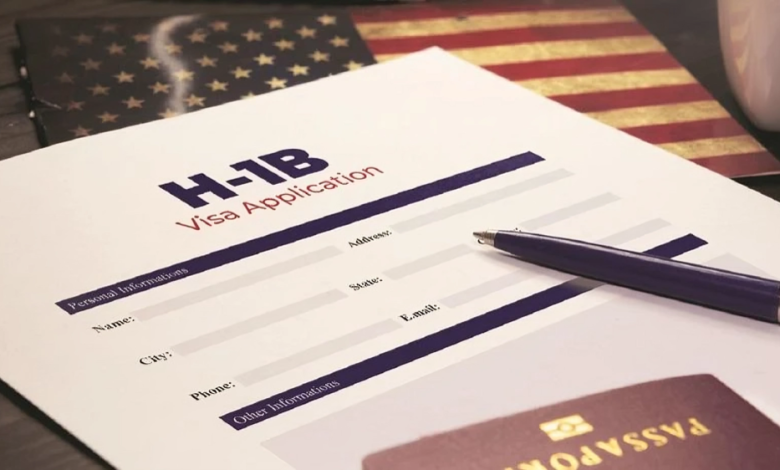 H-1B تحت المجهر: كيف ستؤثر رسوم 100,000 دولار على أمازون وجوجل ومايكروسوفت؟