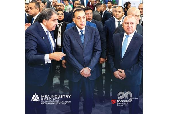 إي فاينانس تعزز الاقتصاد الرقمي وتساهم في تطوير النقل والصناعة في مصر