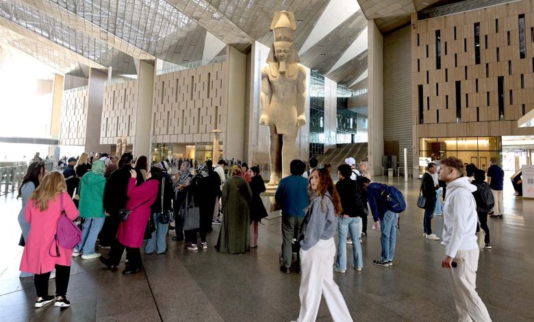 المتحف المصري الكبير.. كنز ثقافي يطلق نهضة اقتصادية في قلب مصر
