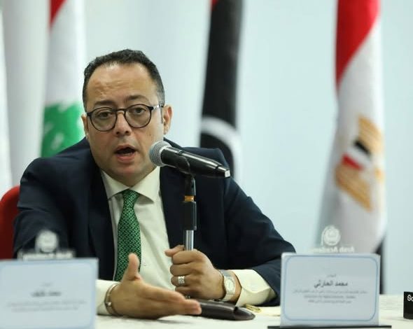 المهندس محمد الحارثي يضع خارطة طريق للوعي الرقمي في "عصر الخوارزميات" بالأكاديمية العربية للعلوم والتكنولوجيا