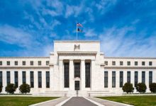 خطوة تيسيرية جديدة: الفائدة الأمريكية تنخفض وتنعش توقعات الأسواق العالمية