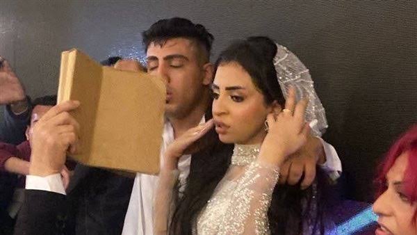 فرح كروان مشاكل