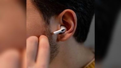 الاستخدام اليومي لسماعات الأذن.. هل تهدد صحة سمعك؟