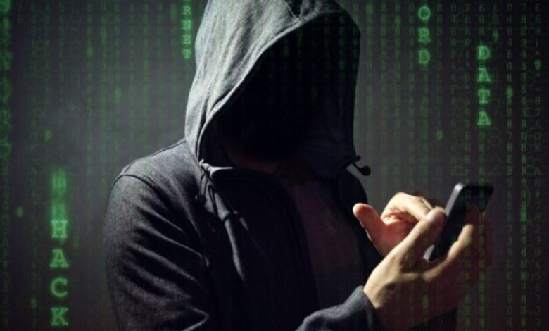 تحقق من هاتفك الآن: علامات التجسس التي يجب معرفتها فورا