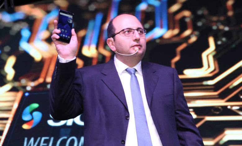 إلغاء إعفاء المحمول يدعم الصناعة الوطنية.. «سيكو»: القرار يفتح آفاق التصنيع والتصدير في مصر