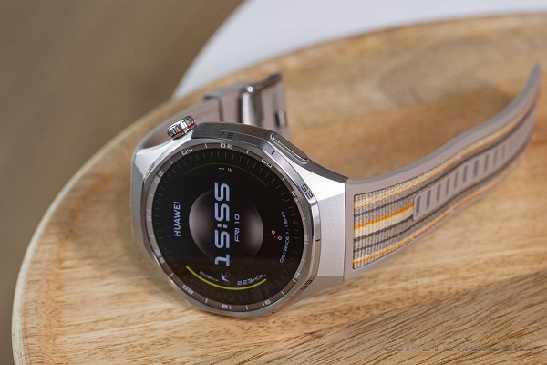 هواوي تستعد لإطلاق Huawei Chitu.. ساعة ذكية مخصصة للرياضيين والهواة