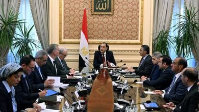 مصطفى مدبولي يتابع الأرصدة الغذائية والبترولية لضمان استقرار الأسعار للمواطنين