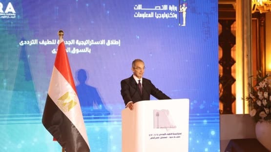 توقيع أكبر صفقة ترددات في تاريخ الاتصالات المحمولة بمصر بقيمة 3.5 مليار دولار