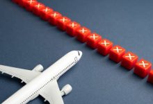 هجوم إسرائيلي أميركي على إيران يعطل الرحلات الجوية وإغلاق المجال الجوي في المنطقة