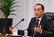 الحكومة تعلن تطبيق العمل عن بعد يومًا أسبوعيًا بدءًا من أبريل.. واستثناء هذه الفئات