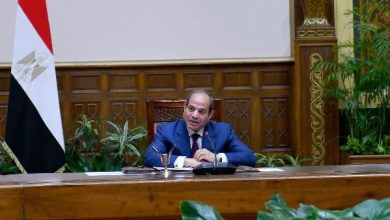 الرئيس السيسي يشيد بالأم المصرية: تاج الكرامة ووسام العزة في احتفالية مؤثرة