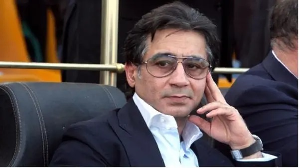 حقيقة وفاة أحمد عز وموعد جنازة وعزاء والدة رجل الأعمال بمسجد عمر مكرم