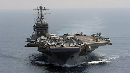 إيران تعلن استهداف حاملة الطائرات الأمريكية أبراهام لينكولن.. وواشنطن تنفي وقوع إصابات