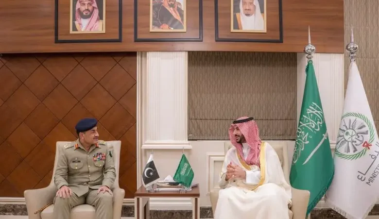 اجتماع تاريخي بين السعودية وباكستان لمواجهة التصعيد الإيراني.. أبرز النقاط