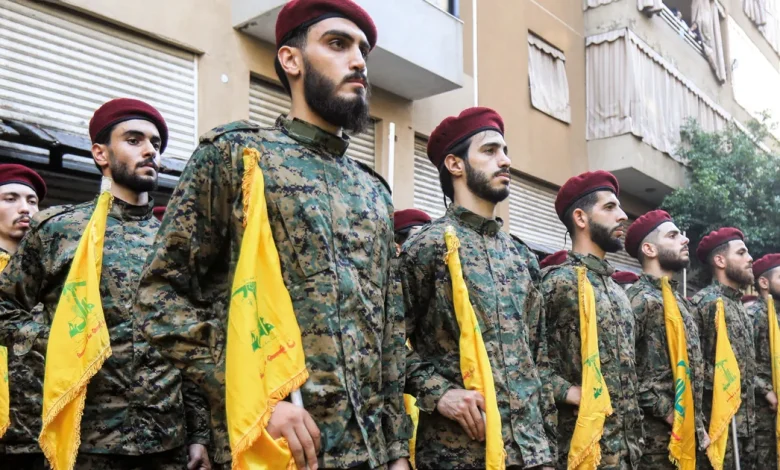 لبنان يمنع نشاط الحرس الثوري الإيراني ويأمر باعتقال عناصره بعد تصعيد حزب الله