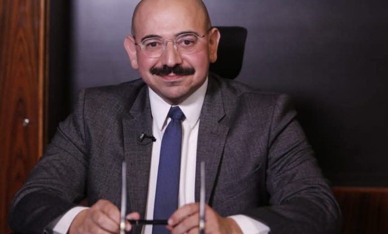 د. عبد الرحمن خليل/ مستشار التطوير والاستثمار وإدارة الأعمال