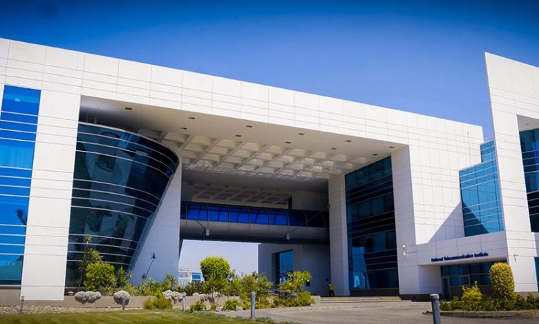المعهد القومي للاتصالات NTI يفتح باب التقدم لبرنامج "سفراء الذكاء الاصطناعي" لتأهيل الكوادر غير المتخصصة