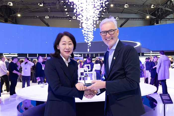 جائزة "أفضل جهاز" في MWC 2026 تذهب إلى Galaxy S26 Ultra – تعرف على مميزاته الفريدة