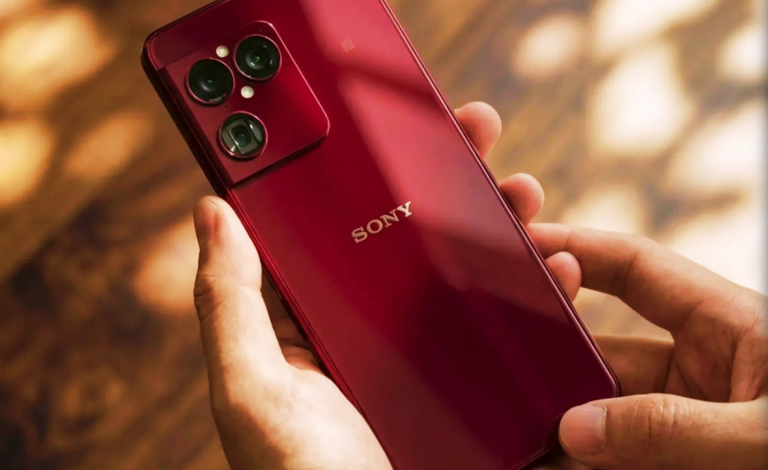 أول ظهور باللون الأحمر! Xperia 1 VIII يكسر قواعد سوني التقليدية