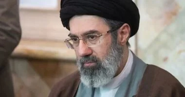 ماذا يحدث في مضيق هرمز؟ إيران توجه رسائل مهمة لدول الخليج وتعلن تغييرات قادمة