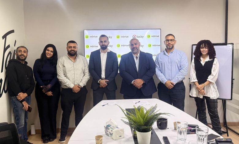 بمزايا مالية مميزة.. «إندرايف» و«لاكي» يطلقان بطاقة «لاكي وان» لدعم السائقين المتميزين