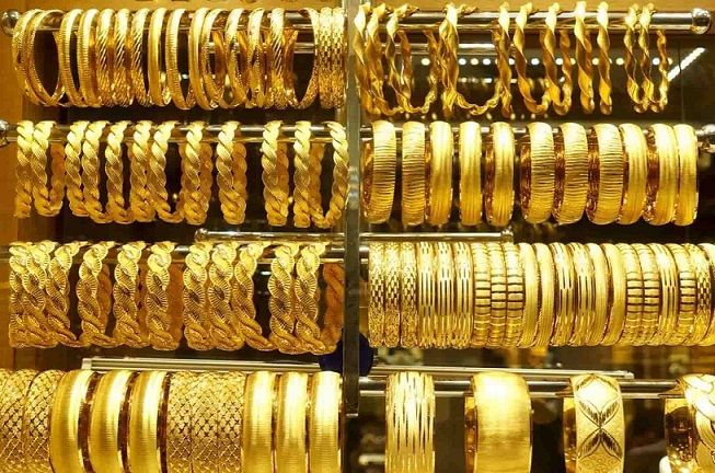 الذهب يواصل التراجع في مصر.. تفاصيل الأسعار اليوم
