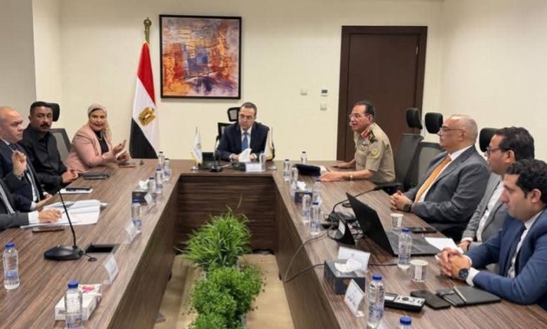تنظيم الإعلانات على الطرق يدخل مرحلة جديدة: خطة حكومية لضبط السوق وإطلاق منصة إلكترونية موحدة