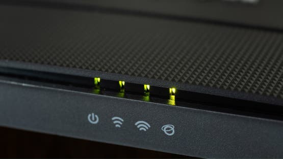 احمِ الإنترنت المنزلي قبل فوات الأوان.. خطوات بسيطة تمنع اختراق شبكة الواي فاي وسرقة بياناتك