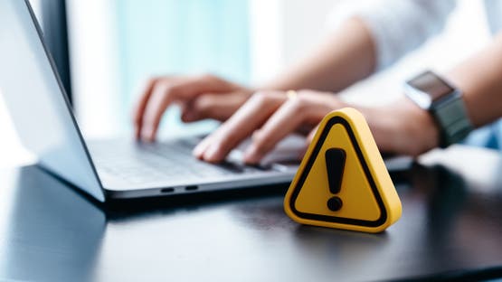الاحتيال الإلكتروني في مصر.. البنك المركزي يكشف أخطر الأساليب وطرق حماية حساباتك البنكية