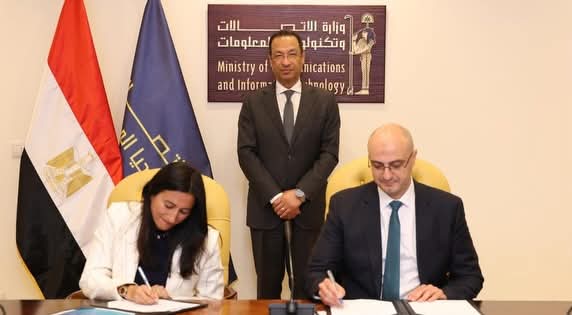خطوة تاريخية نحو السيادة الرقمية.. حسن علام تطلق أكبر مشروعات مراكز البيانات في مصر