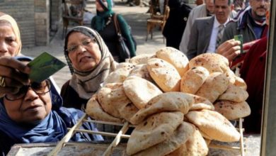 الدعم التمويني في مصر.. وزير التموين يكشف نظام “شبه نقدي” جديد للخبز وسط جدل حول سعر الرغيف وتكاليف الدعم