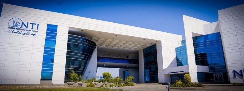 القومي للاتصالات يطلق برنامجًا قويًا لتأهيل الشباب في الذكاء الاصطناعي عبر شراكة جديدة مع أوبليسكي
