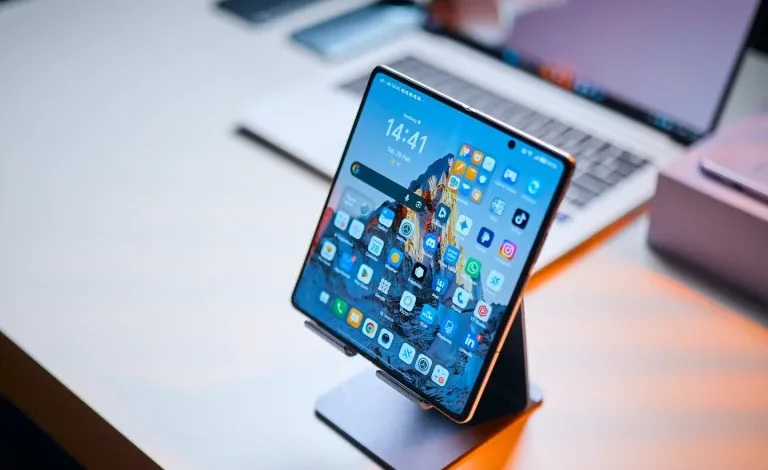 أقوى منافس في 2026؟ هونر تطلق Magic V6 بمواصفات تتفوق على التوقعات