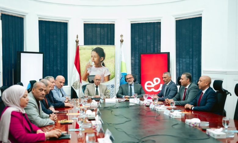 «إي آند مصر» توقع بروتوكول تعاون مع الشركة القابضة لمياه الشرب والصرف الصحي لتعزيز البنية التحتية الرقمية وتعظيم الاستفادة من الأصول