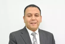 أسبوع إضافي قبل المدارس؟ خبير تربوي يكشف أسباب تأجيل الدراسة ويطالب بموعد جديد