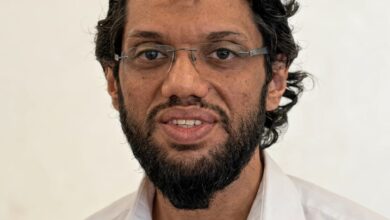 أول مصري يفوز بها.. باحث من جامعة القاهرة يحصد جائزة «الباحث الشاب» في المجر