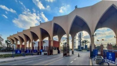 طلاب حلوان التكنولوجية يطورون حرمًا جامعيًا ذكيًا.. إنترنت الأشياء يدير الإضاءة والري والمواصلات والأمن