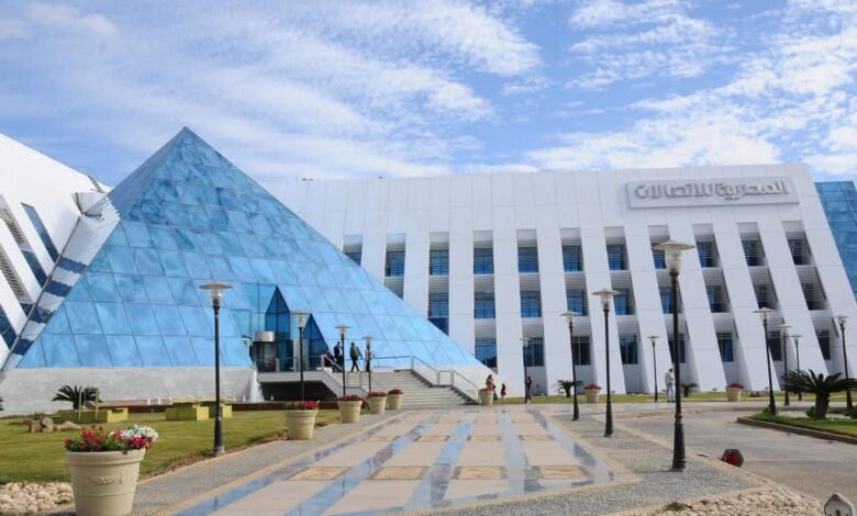 مصر تقود سباق المستقبل.. المصرية للاتصالات تنفذ أول تجربة محمول بتردد 6 جيجاهرتز في أفريقيا