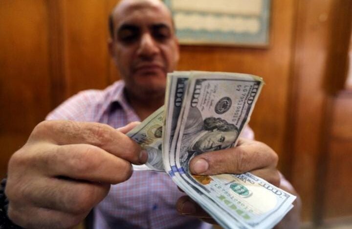 تحويلات المصريين بالخارج تقفز إلى 47.3 مليار دولار خلال عام.. رقم قياسي جديد