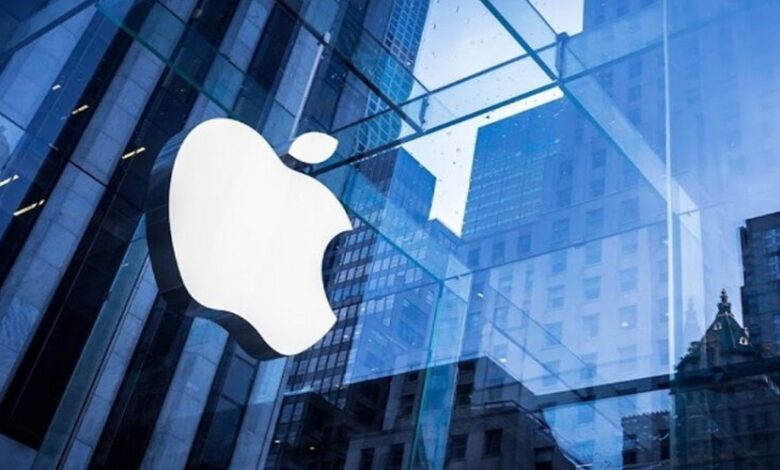 أبل تشرح طريقة استخدام AirPlay لعرض شاشة iPhone وMacBook على التلفزيون بدون كابلات