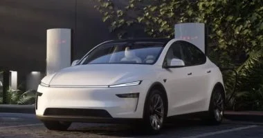 تحقيق أمريكي يهز Tesla.. أسهم الشركة تهبط 6% بسبب سيارات Cybercab ذاتية القيادة