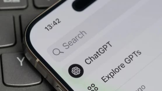 كيف تصنع تطبيقًا باستخدام ChatGPT مجانًا؟ 8 خطوات لإنشاء أول تطبيق بدون خبرة برمجية
