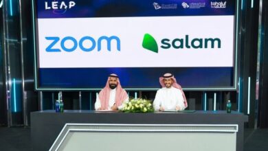 Zoom توسّع حضورها في السعودية.. شراكة استراتيجية مع Salam وحلول ذكاء اصطناعي واتصالات سحابية ببيانات مستضافة محليًا