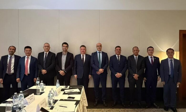 تنظيم الاتصالات يبحث مع هواوي تطوير شبكات المحمول والألياف الضوئية في مصر.. ومباحثات حول الذكاء الاصطناعي والأمن السيبراني