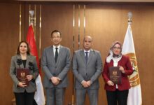 وزيرا الاتصالات والعمل يوقعان مذكرة تفاهم لرقمنة خدمات وزارة العمل وتأهيل الشباب للوظائف الرقمية