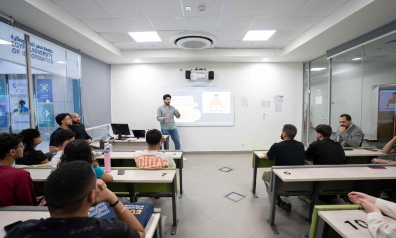 جامعة مصر للمعلوماتية تفتح أبواب وظائف المستقبل أمام 500 طالب باعتماد دولي لبرنامج تحليل البيانات والذكاء الاصطناعي